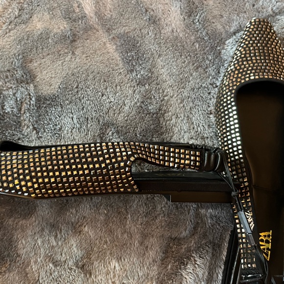 pointy ballerina shoes with grey rhinestones. never worn before - Picture 3 of 3